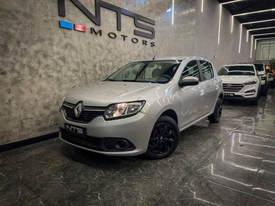 RENAULT SANDERO 1.6 EXPRESSION 8V FLEX 4P MANUAL RENAULT SANDERO 1.6 EXPRESSION 8V FLEX 4P MANUAL